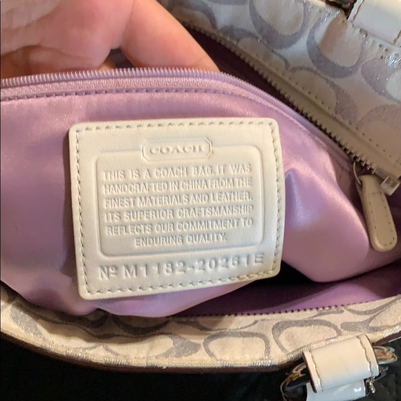 Coach shoulder bag - Picture 3 of 3